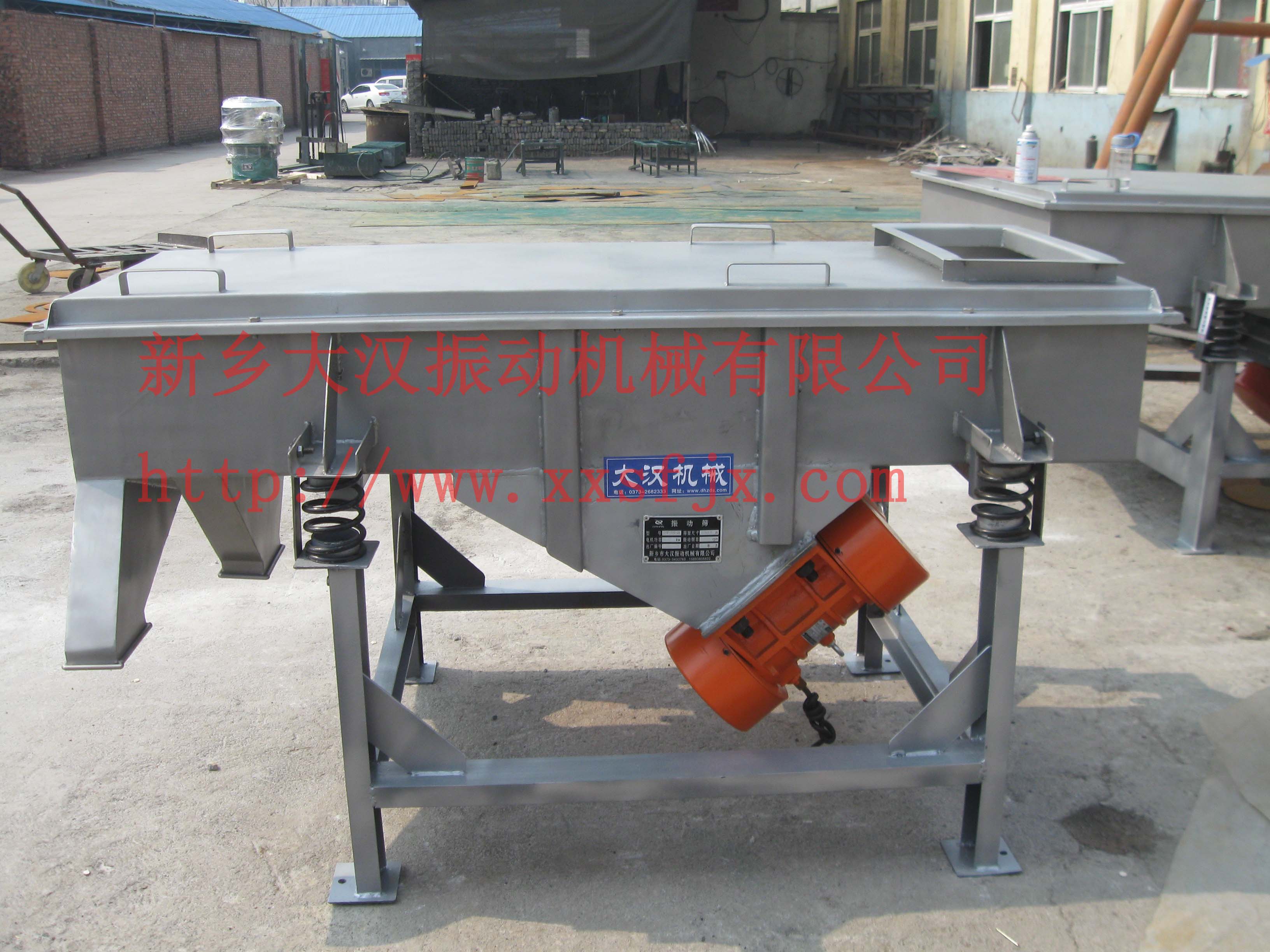 不銹鋼直線振動(dòng)篩 不銹鋼直線振動(dòng)篩