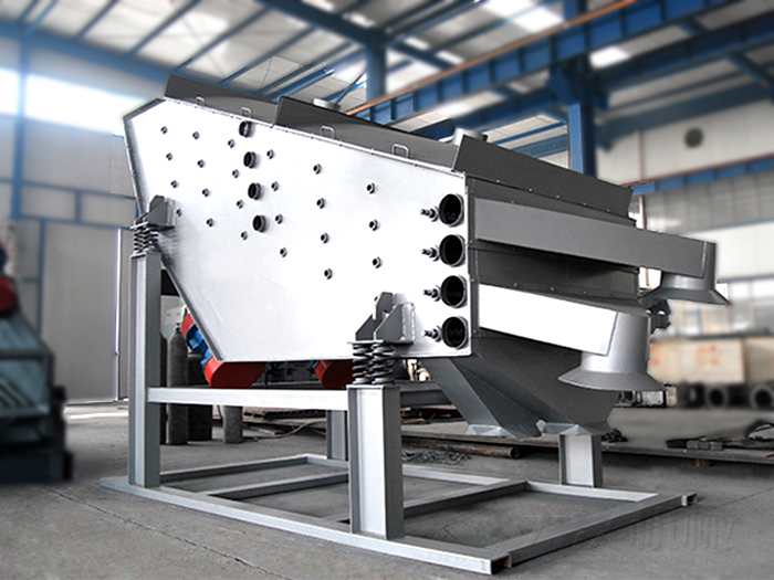 概率篩多用于礦場大型的篩分場地和一些比較較大，對(duì)設(shè)備破壞程度高的物料進(jìn)行篩分。